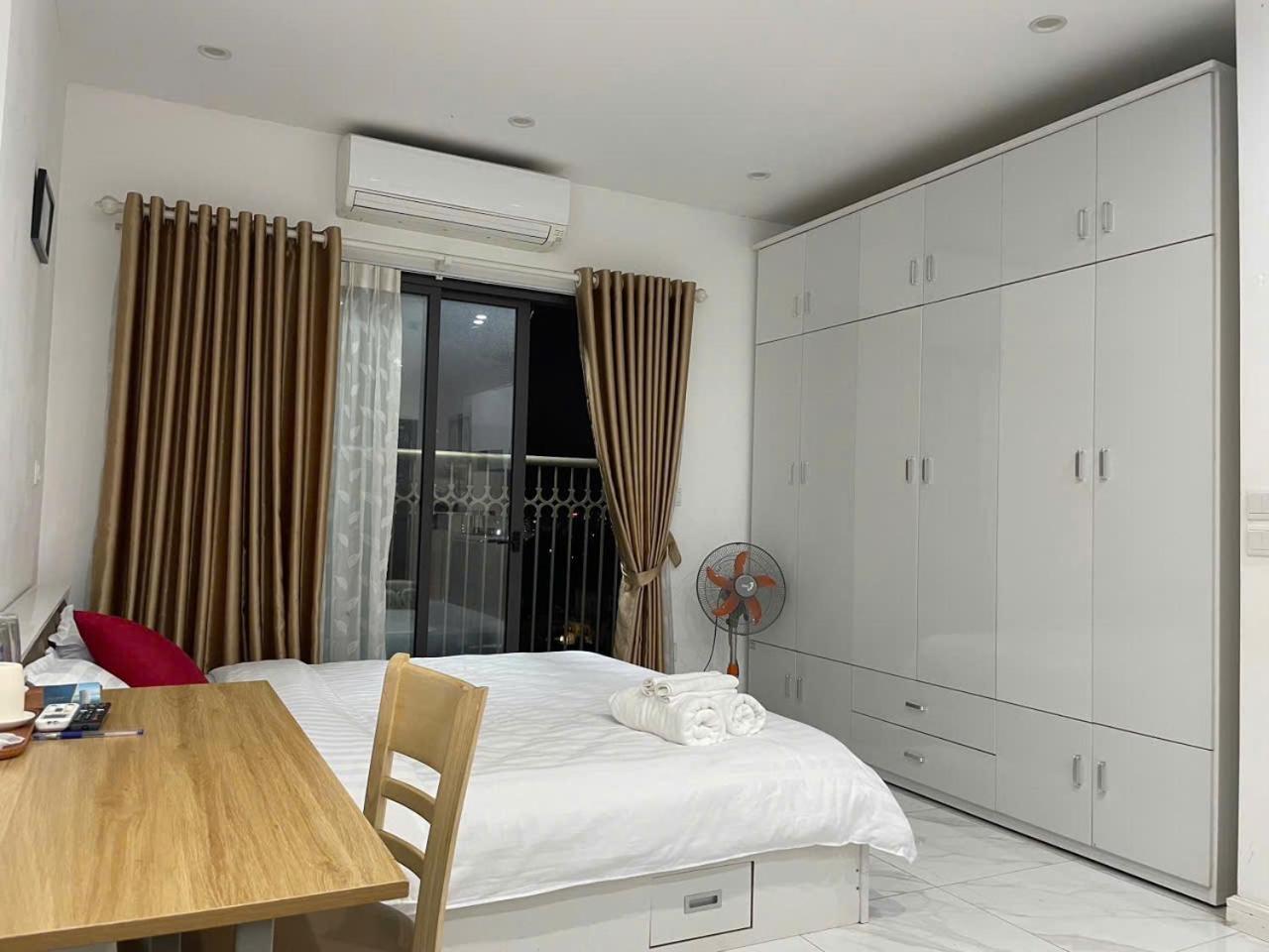 Ho Onehome - Tam Nhin Ho Tay *
